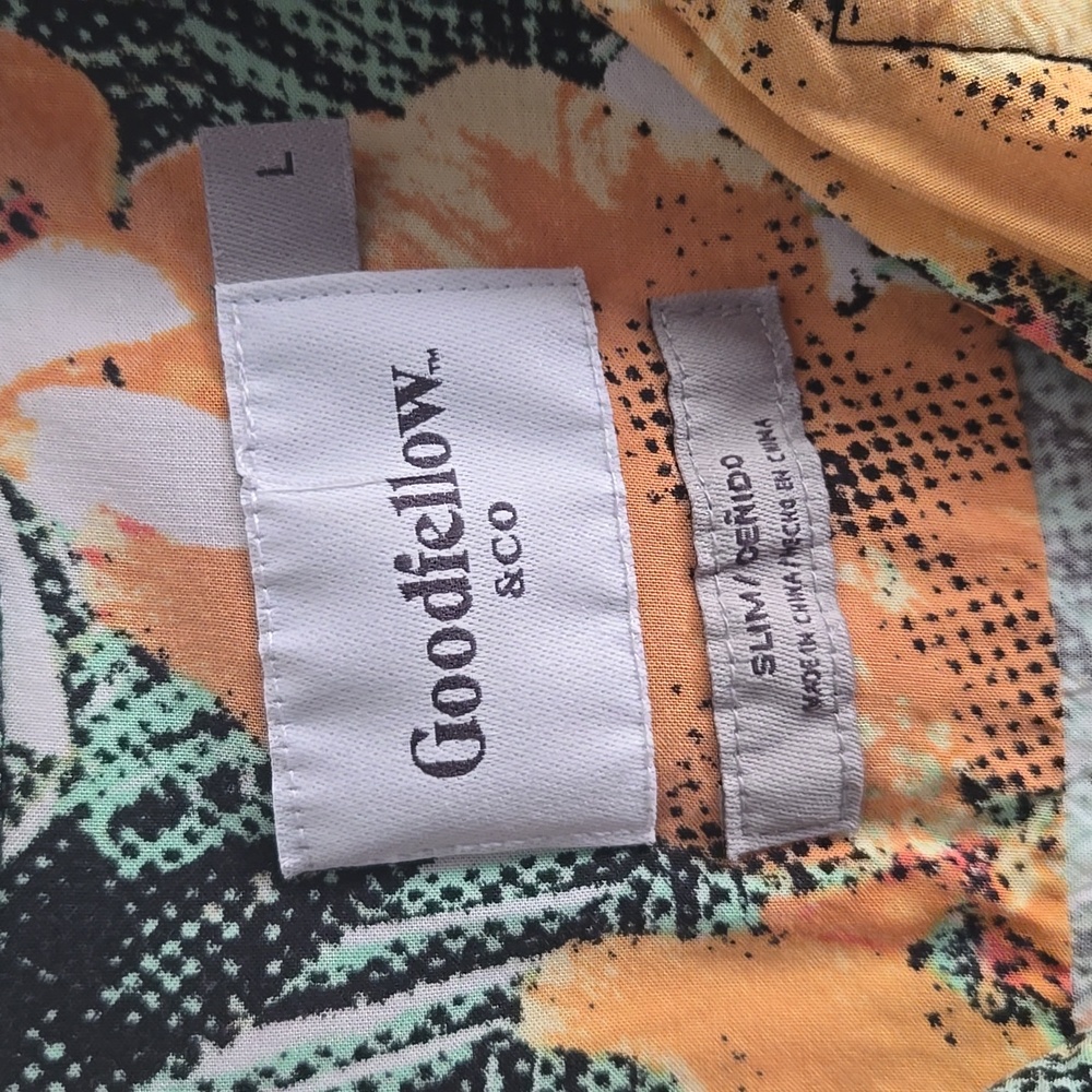 Floral Button-Up - Picture 3 of 4